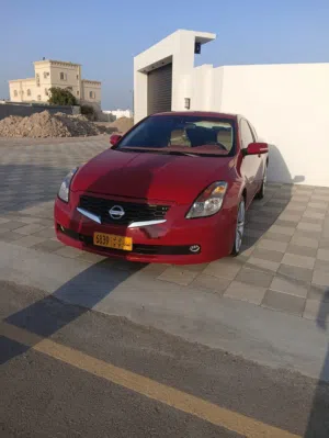 Used Nissan Altima in Al Batinah