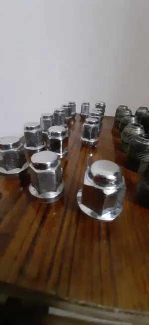 صواميل عجل للبيع فيرنا وافيوا