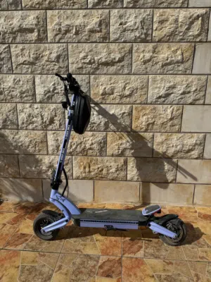 سكوتر رايدر orcka مستعمل شهر بحاله الشركة سرعه 83 مطور 1000w52v19a