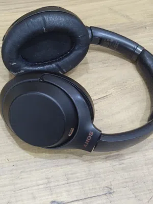 سماعه احتارافيه من سوني 1000XM3