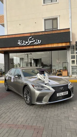 لكزز LS500 موديل 2022