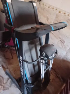 جهاز جري رياضي استخدام بيت