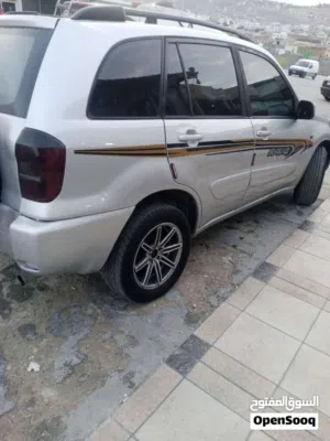 تويوتا راف 4
