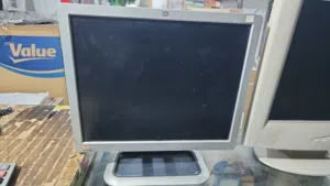 شاشه كمبيوتر اتش بي