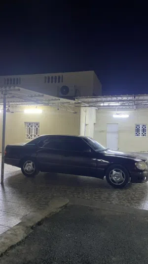 Used Lexus LS in Al Batinah