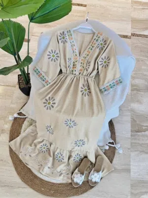 ملابس نسائية متوفر توصيل