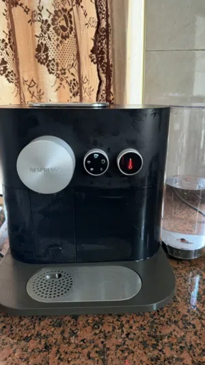 ماكنه قهوه كبسولات نوع Nespresso
