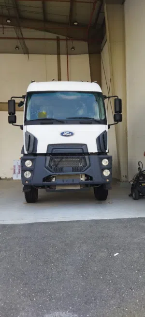Ford Head 6*4 2023 Zero km in qatar with dealership