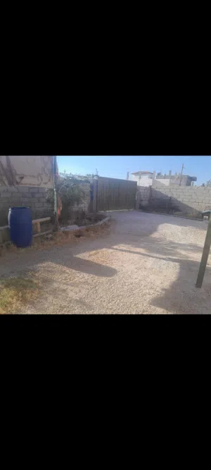 بيت شعبي للبيع وبسعر مغري