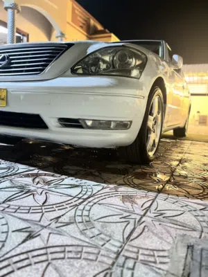 Used Lexus LS in Al Batinah