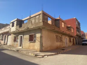 ‏أكثر من 6 غرف ‏.‏ حمّامين ‏.‏ 200 م٢‏3