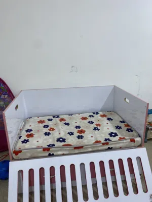 سرير طفل (جرباية)