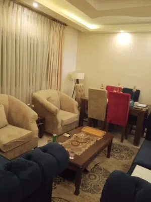 شقه للبيع ضاحيه الامير حسن مقابل الاحوال المدنيه