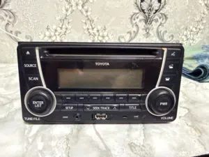 Toyota Original Sterio With Bluetooth Aux Usb