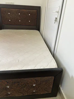 3 Single bed, 120 cm, very good condition with low price