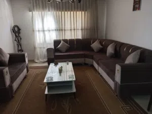 شقة للبيع بسعر مغري جدًا في أجمل مناطق مرج الحمام – فرصة لا تعوض