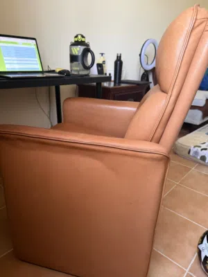 Premium leathered office chairs