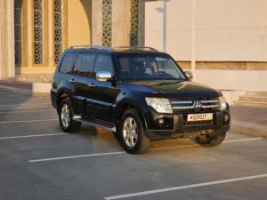 MITSUBISHI PAJERO GLS 3.8 ( 2007  MODEL) , FULL OPTION, 220000 K.M , 2100 BD, PASS & INS 01/2027