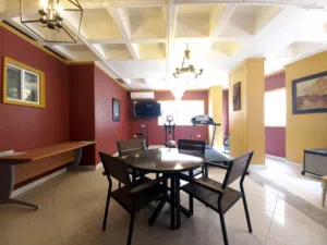 90 m2 2 Bedrooms Apartments for Rent in Amman Jabal Al Hussain
