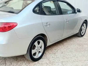 Used Hyundai Avante in Tripoli