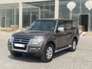 Mitsubishi Pajero GLS 2016 (Grey)