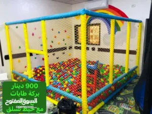 بركة طابات مغلقه مع 3000 طابه