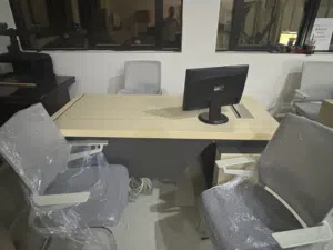 مكتب جديد لم يستعمل بالكراسي  New office furniture not used with chairs
