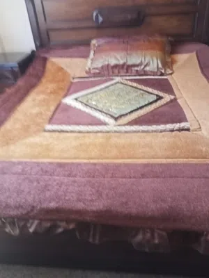 حاف الغطاء التخت
