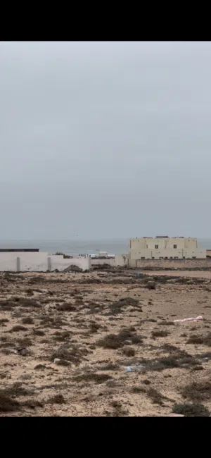 سكنية قرب فندق آتانا والحديقة العآمة بالاشـــــخرة