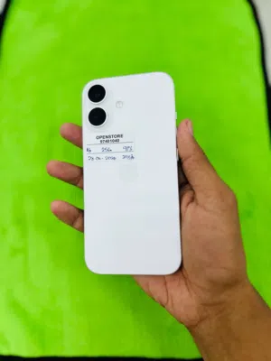 iPhone 16 - 256 GB - 91% Battery life - Good phone - white colour