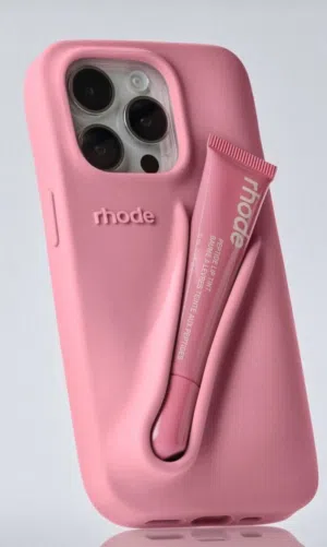 rhode cover iphone 16 pm.     كفر جوال رود هايلي بيبر