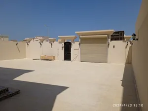 700 m2 More than 6 bedrooms Villa for Sale in Al Wakrah Other