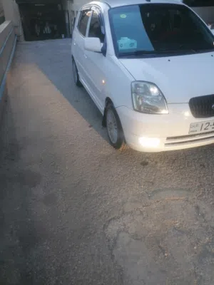 فورد كيا بيكانتو 2008 موديل صالون / سيدان بحالة جيدة ومعدات حديثة