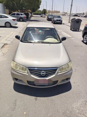 Nissan Sunny 2012 model