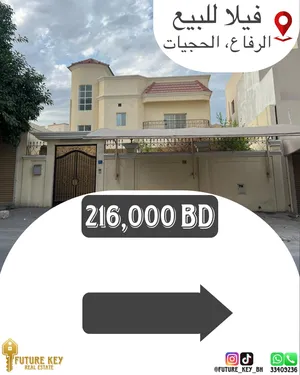 More than 6 bedrooms . More than 6 bathrooms . 330 m22