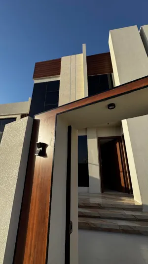 540 m2 More than 6 bedrooms Villa for Sale in Muscat Al Khoud