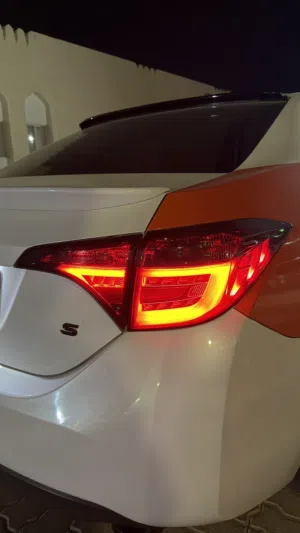 ليتات كورولا LED للبيع او للبدل مع ليتات الوكالة