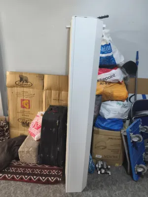 عدد2باب شطر كهرباء مع القوائم والمفتاح  بحاله الجديد  واحد عرض 180 والتاني 195