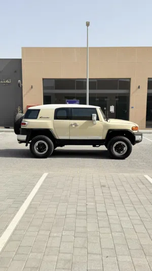 Used Toyota FJ in Al Batinah