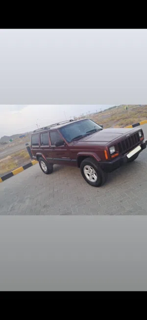 جيب شروكي موديل2001