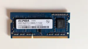 رام لابتوب 4GB DDR3 بحالة الجديد