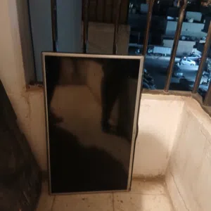 شاشة ال جى 32 بوصة للبيع