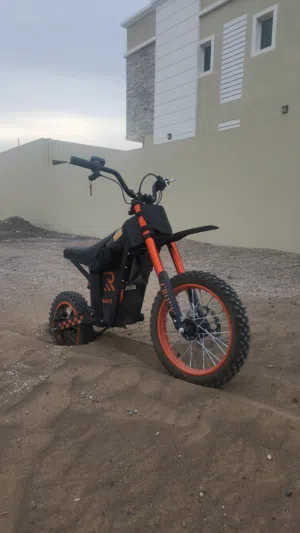 كوجو  سكوتر  قابل للتفاوض kugoo 01 scooter سرعته توصل 71 مستعل ثلاث اسابيع نظيف واجد مافيه شي