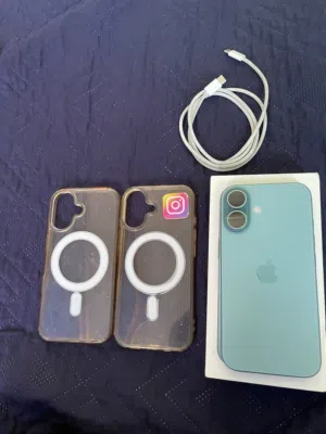 Apple iPhone 16 128 GB in Amman