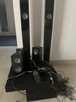 Computer theater with speakers