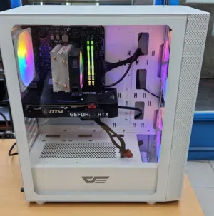 بي سي جيمنق للبيع Core i5 13Gen256M.2 ssd+1TB /16Ram/3060 12GB RTX كالجديد لون أبيض