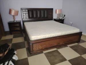 غرفة نوم بحالة جيده جدا للبيع