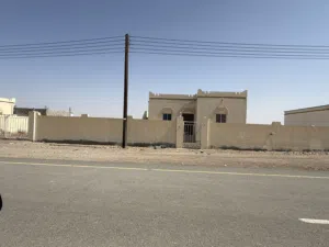 90 m2 2 Bedrooms Townhouse for Sale in Al Dakhiliya Adam