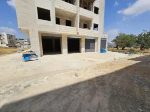 مخازن للإيجار