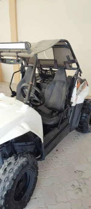 للبيع دراجتين من نوع بولارس